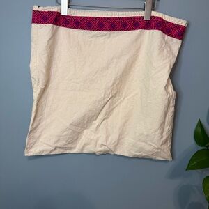 ✨3/$20✨ Tory Burch Cream Dust Bag with Pink Accents. 20”x20”